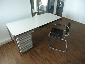 USM-Haller Design Büromöbel aus Büroauflösung